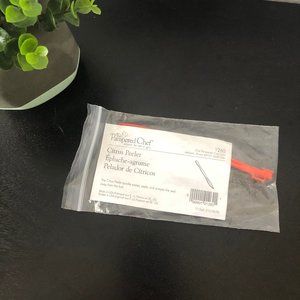 The Pampered Chef Citrus Peeler